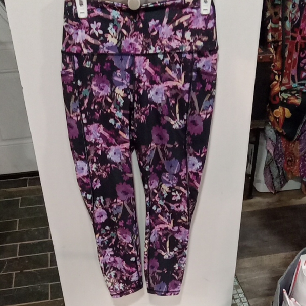 (442) RBX Purple Floral Leggings